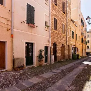 Grand Gioberti Elegante Nel Cuore Di Alghero